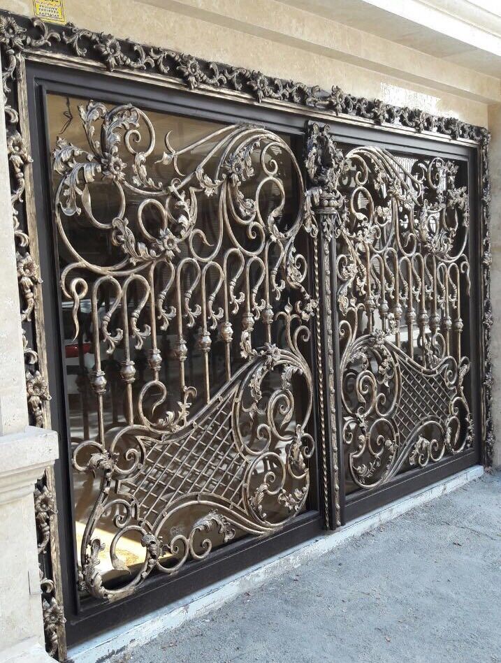 درب فرفورژه با طراحی خاص