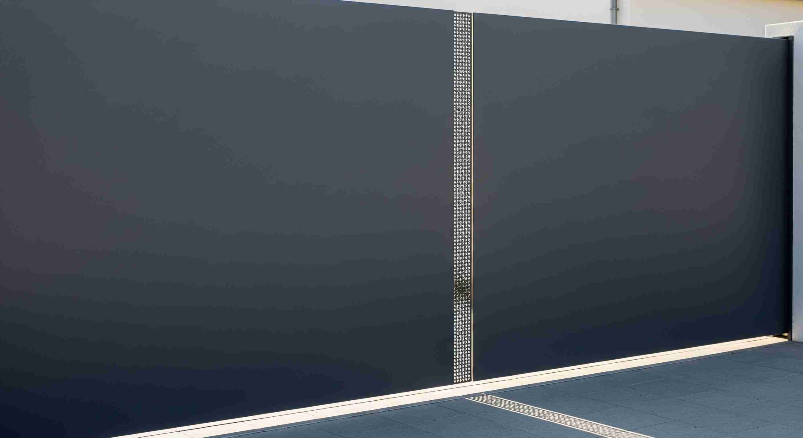 مینیمال با برش محدود درب cnc