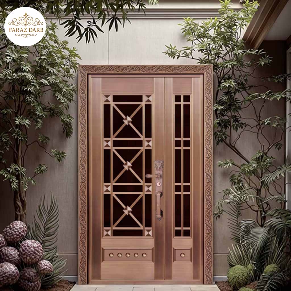 درب حیاط مدرن با خطوط هندسی مسی